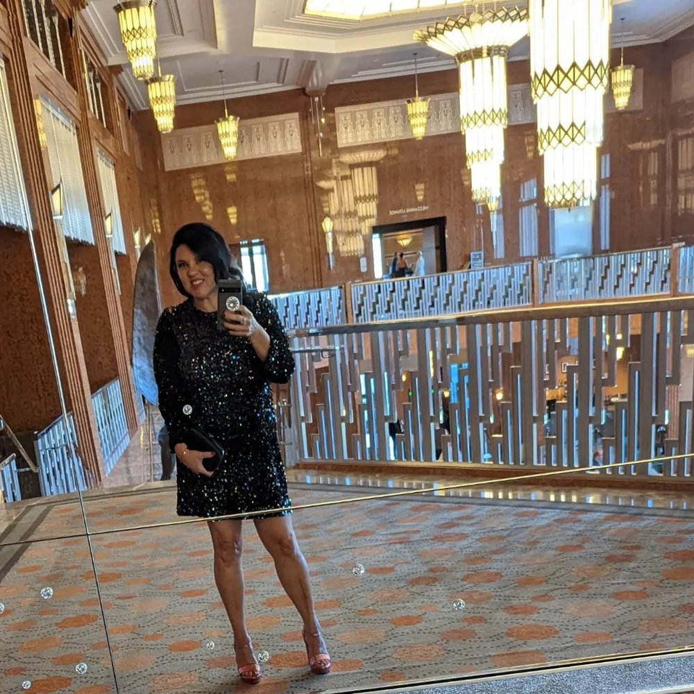 Meet your Posher, Elizabeth